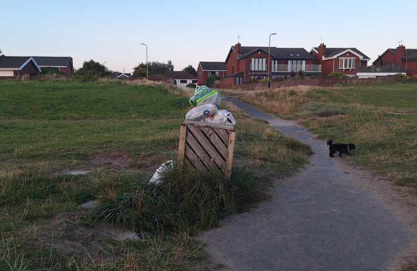 Inadequate open-top bin